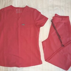 Figs Catarina Top/ Zamora BottomsScrub Set